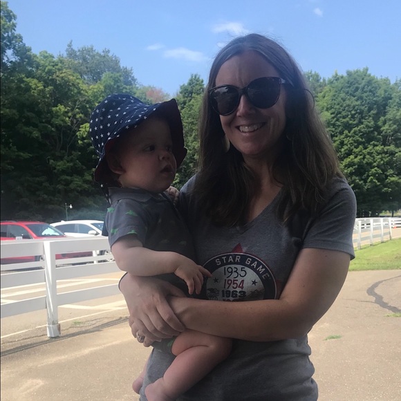 Meet your Posher, Erika - Picture 1 of 1